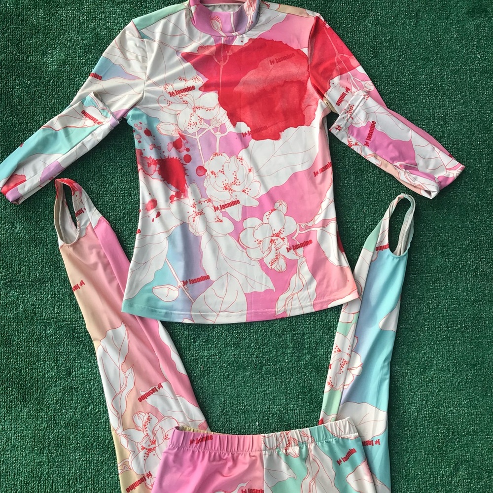 SIZE LARGE BOUTIQUE SET